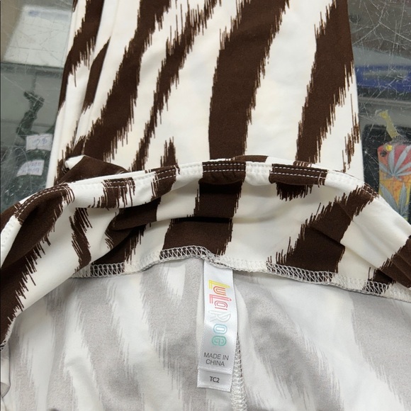 LuLaRoe TC2 Leggings Brown White Zebra Print Stretch Plus Size - Picture 5 of 6